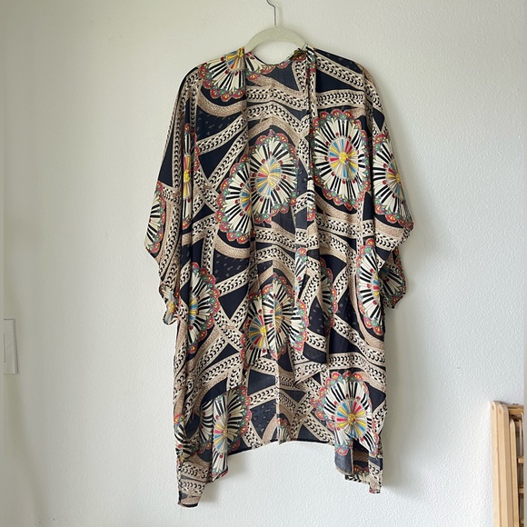 Passion Fusion Kimono - Picture 1 of 5